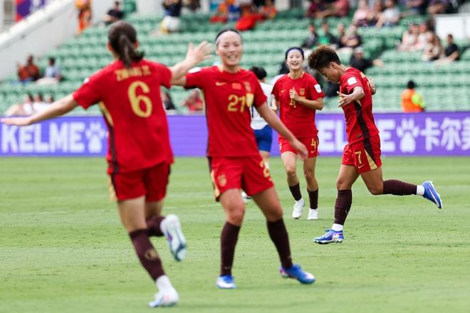 女足亚洲杯4强出炉！半决赛对阵：中国17日18点战澳洲 日本VS韩国